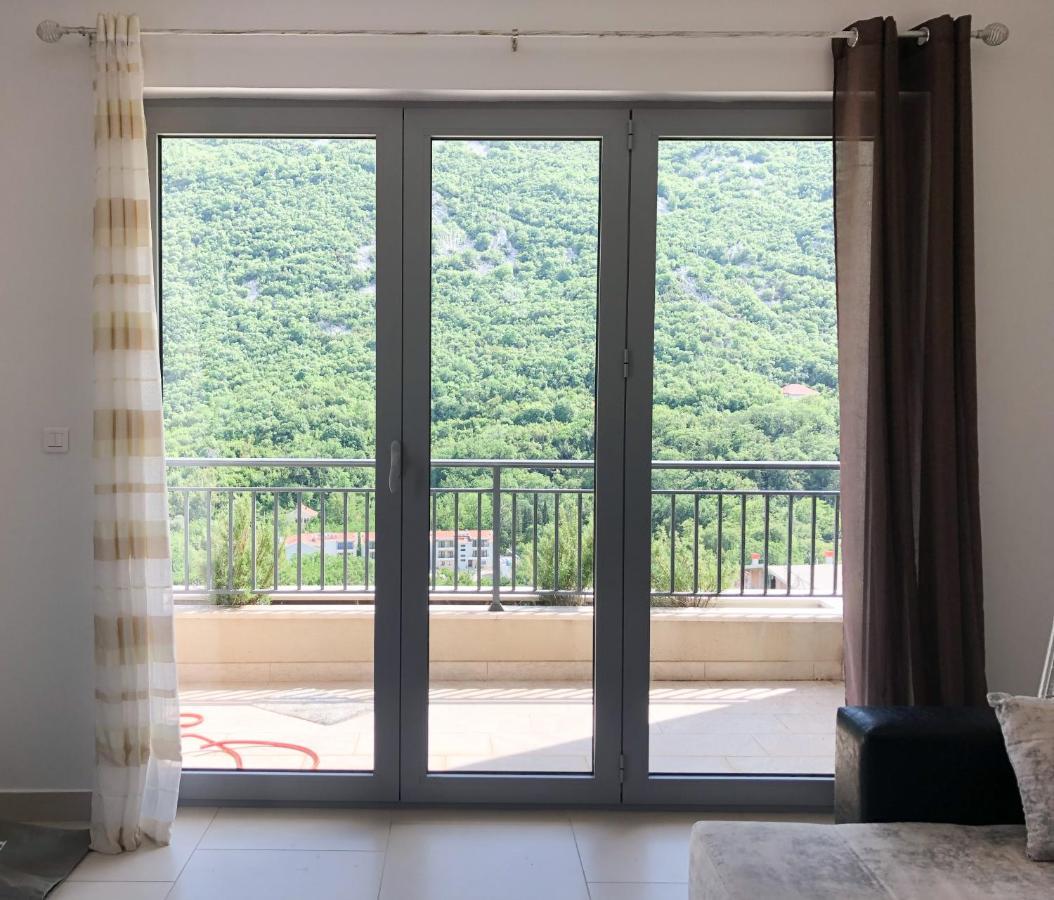 Lavender Bay Apartment D9 Donji Morinj Εξωτερικό φωτογραφία