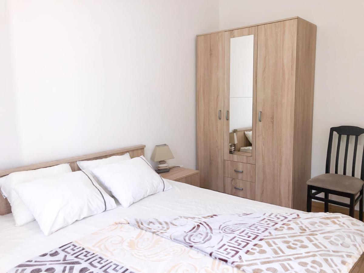 Lavender Bay Apartment D9 Donji Morinj Εξωτερικό φωτογραφία