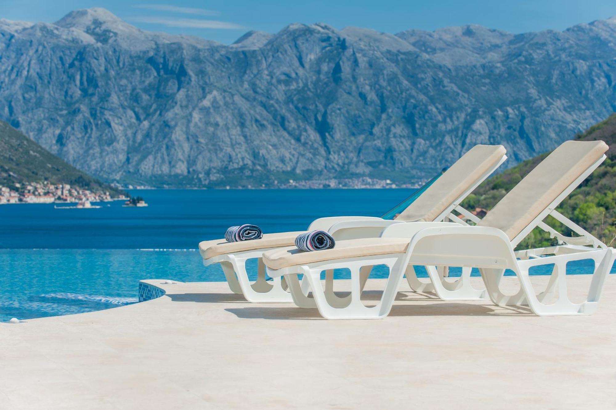 Lavender Bay Apartment D9 Donji Morinj Εξωτερικό φωτογραφία